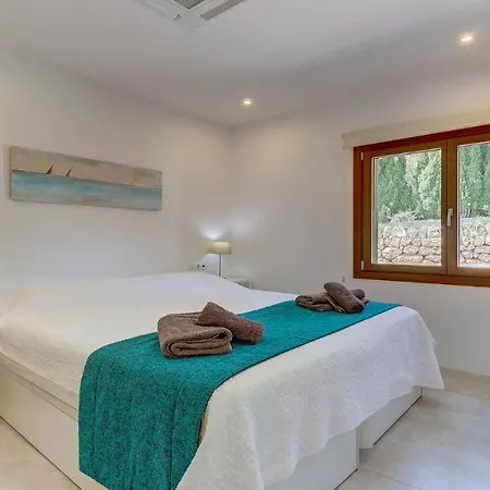 Casa Oliver * פורט דה פולנסה