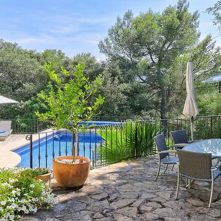 Casa Oliver * פורט דה פולנסה