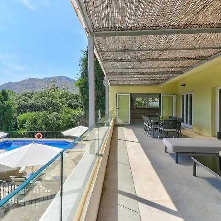 Casa Oliver * Порт-де-Польєнса